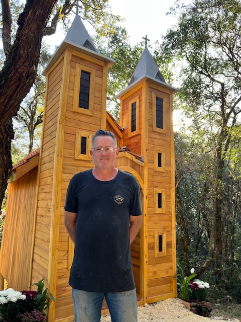 Uma obra divina em meio à natureza: réplica da Igreja Matriz encanta visitantes em Bocaina do Sul 1 IMG 9585