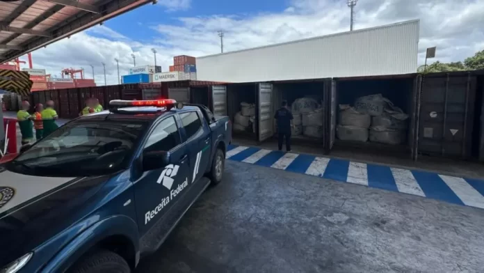 Apreensão de R$ 2 milhões em cobre ilegal nos portos de SC e PR revela esquema de exportação criminosa