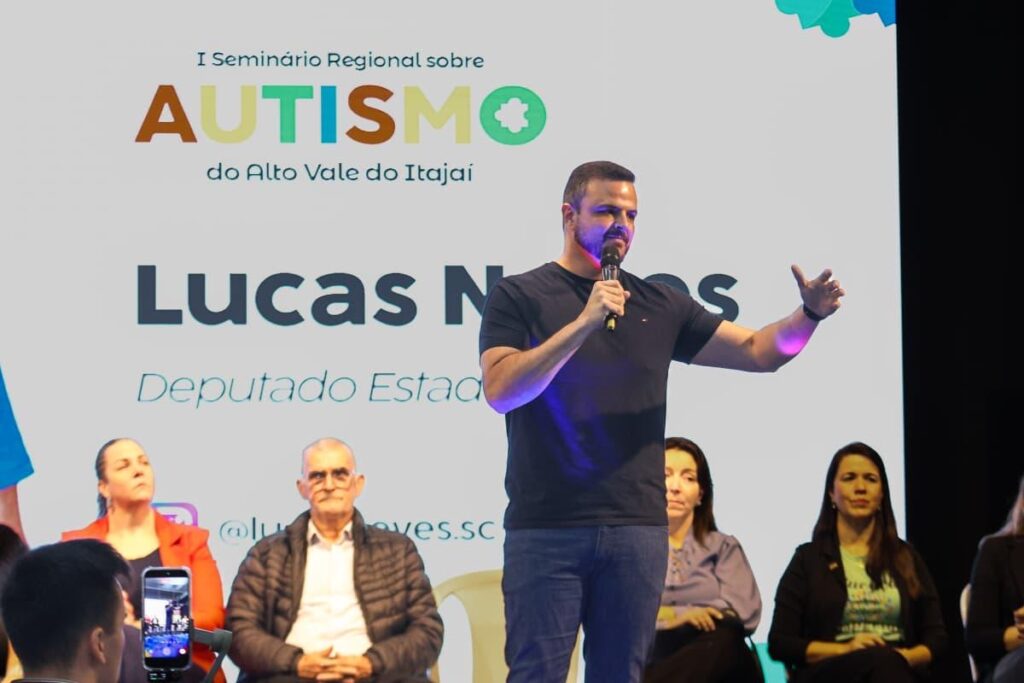 QUASE 10 MIL PESSOAS EM MENOS DE 30 DIAS: DEPUTADO LUCAS NEVES CONSOLIDA O MAIOR MOVIMENTO SOBRE AUTISMO EM SC 3 7b0f9ae1 1f9a 4f46 a390 b87149f47d8d