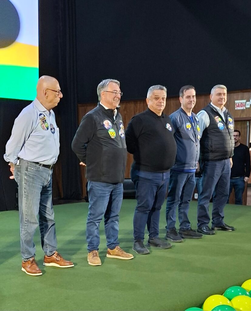 Em ato político Raimundo Colombo reúne candidatos e apoiadores no CentroSerra, em Lages 3 04731a8c f303 4cb0 a7b7 cd11d4c60fe5